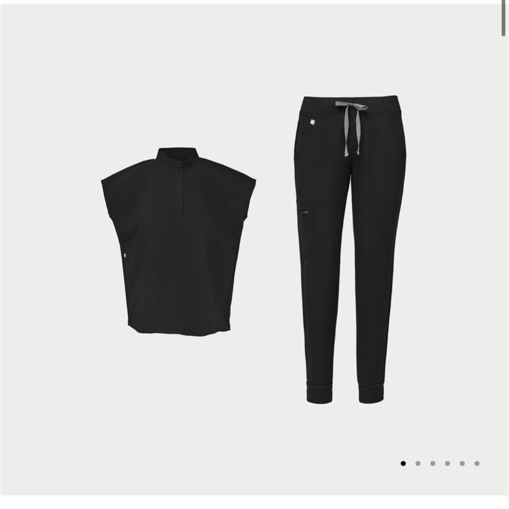 Figs On The Move Kit in Navy Blue